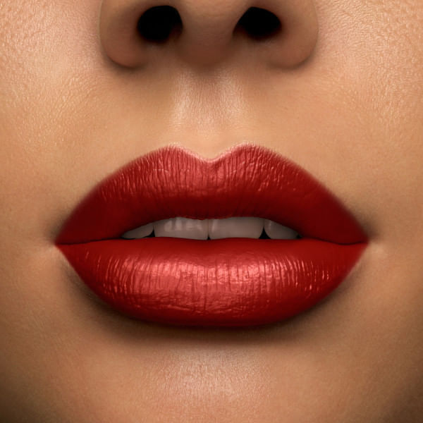Labial-L-Absolu-Rouge-Drama-Matte