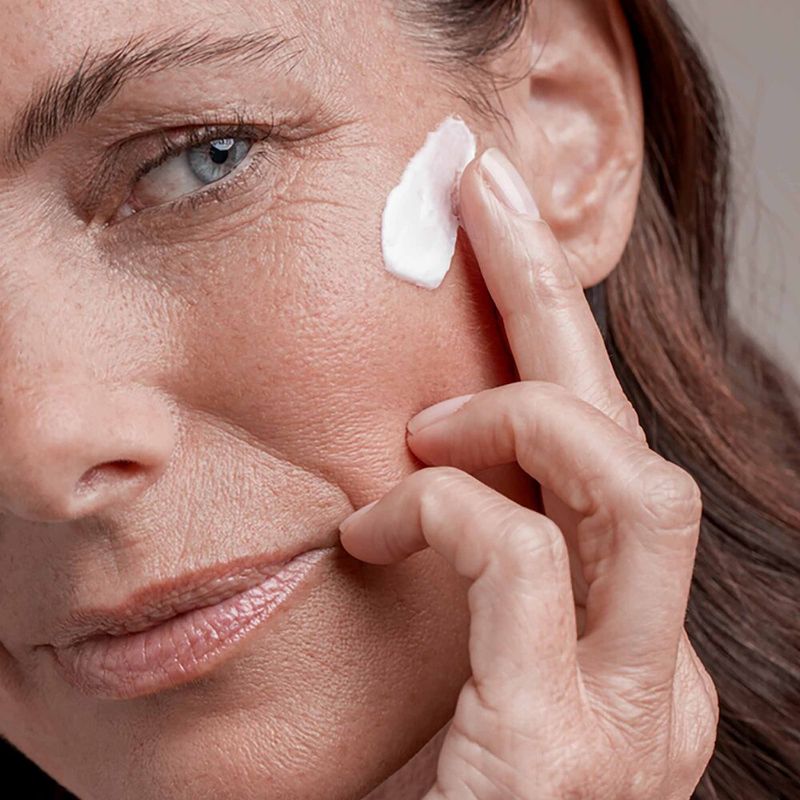 Crema-Facial-Revitalizante-Antiarrugas-con-Aceite-de-Argan