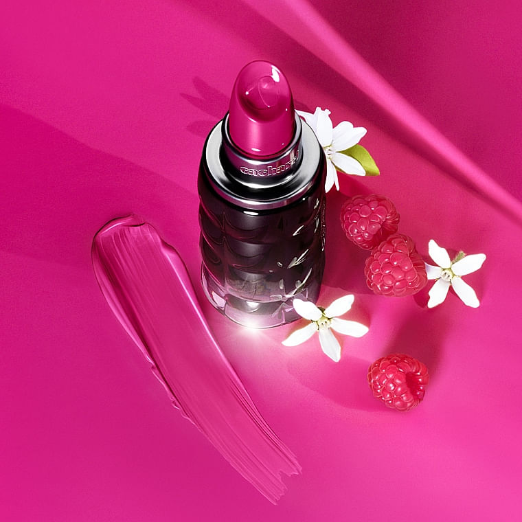 Yes-I-Am-Pink-First-EDP-