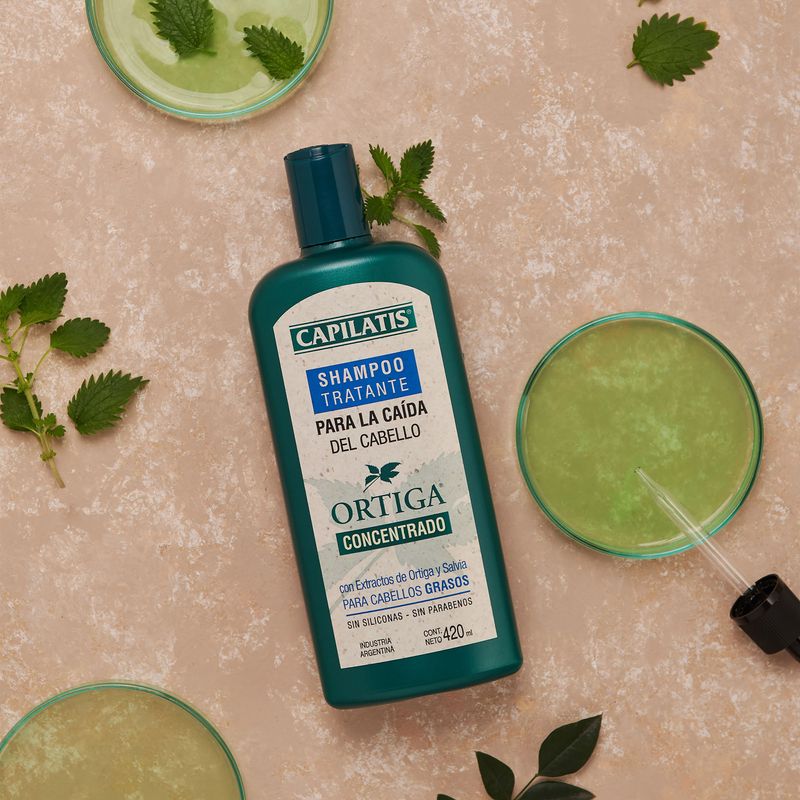 Shampoo-Tratante-Para-La-Caida-Del-Cabello-Graso