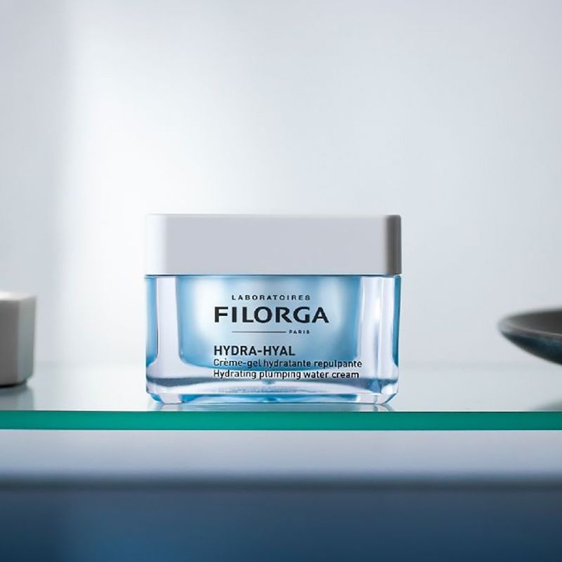 Crema-Gel-Hidratante-Rellenadora-Matificante-Hydra-Hya