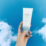 HYALU-CICA - Water Fit Sun Serum - 4.jpg